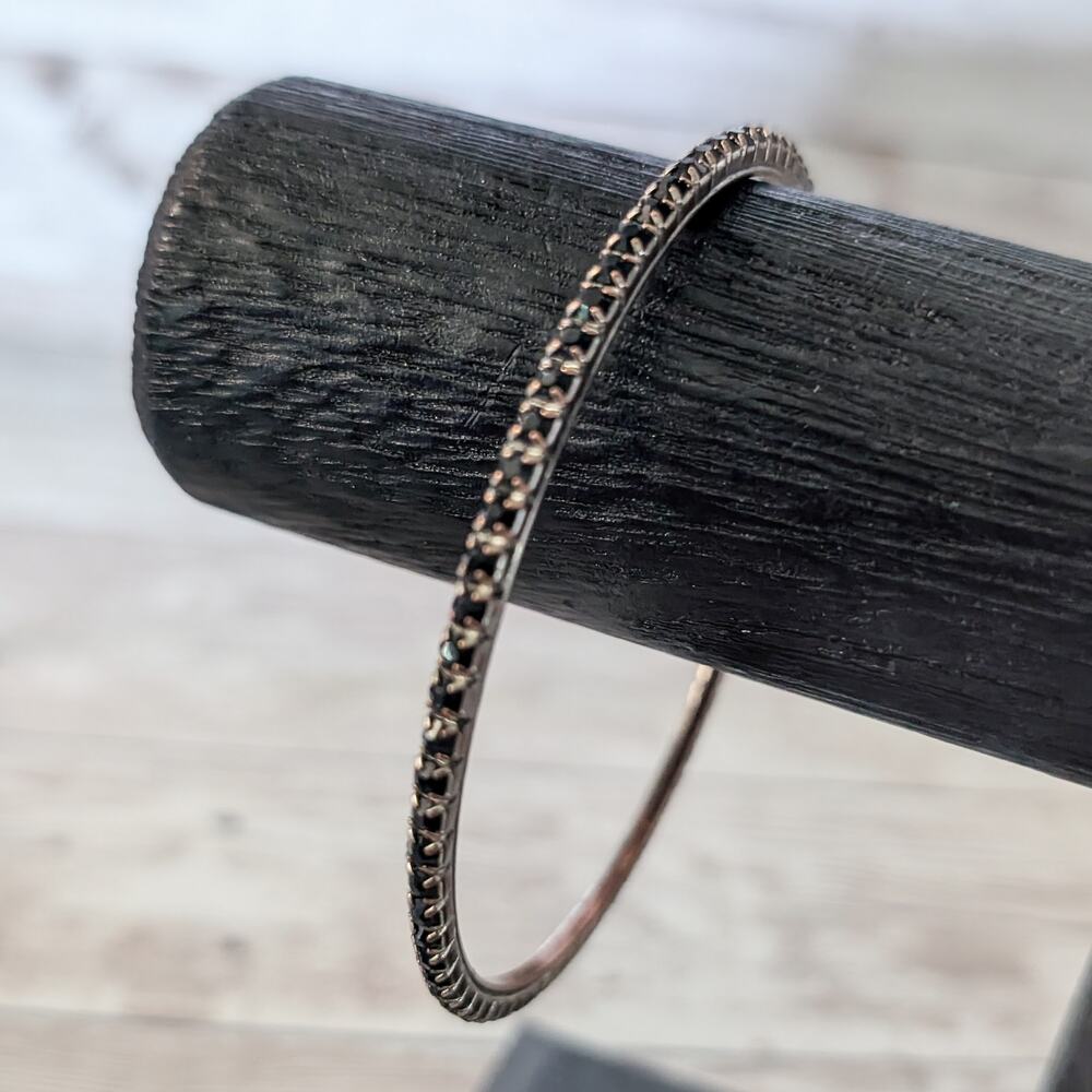Vintage Bracelet - Thin with Black Gems - Tarnished